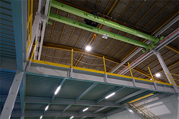 重量物一時保管倉庫の作業イメージ